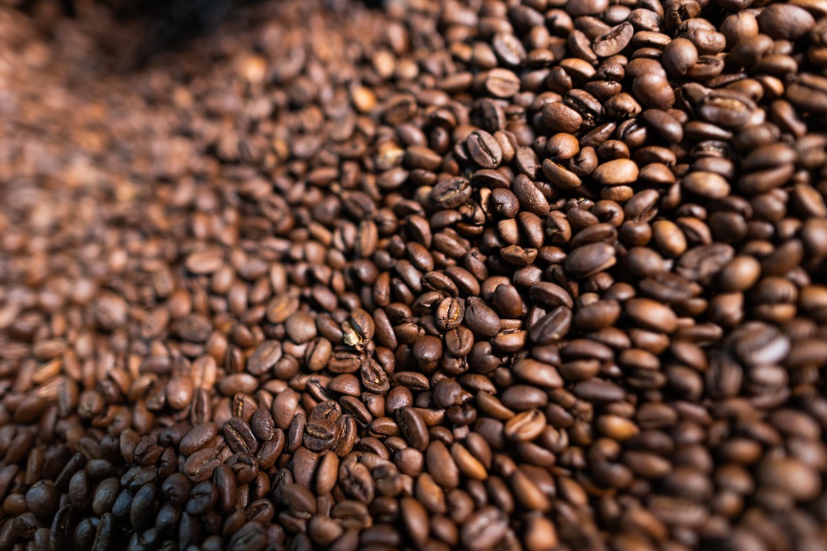 Lucros realizados provocam queda nos preços do café e do cacau na bolsa de Nova York.