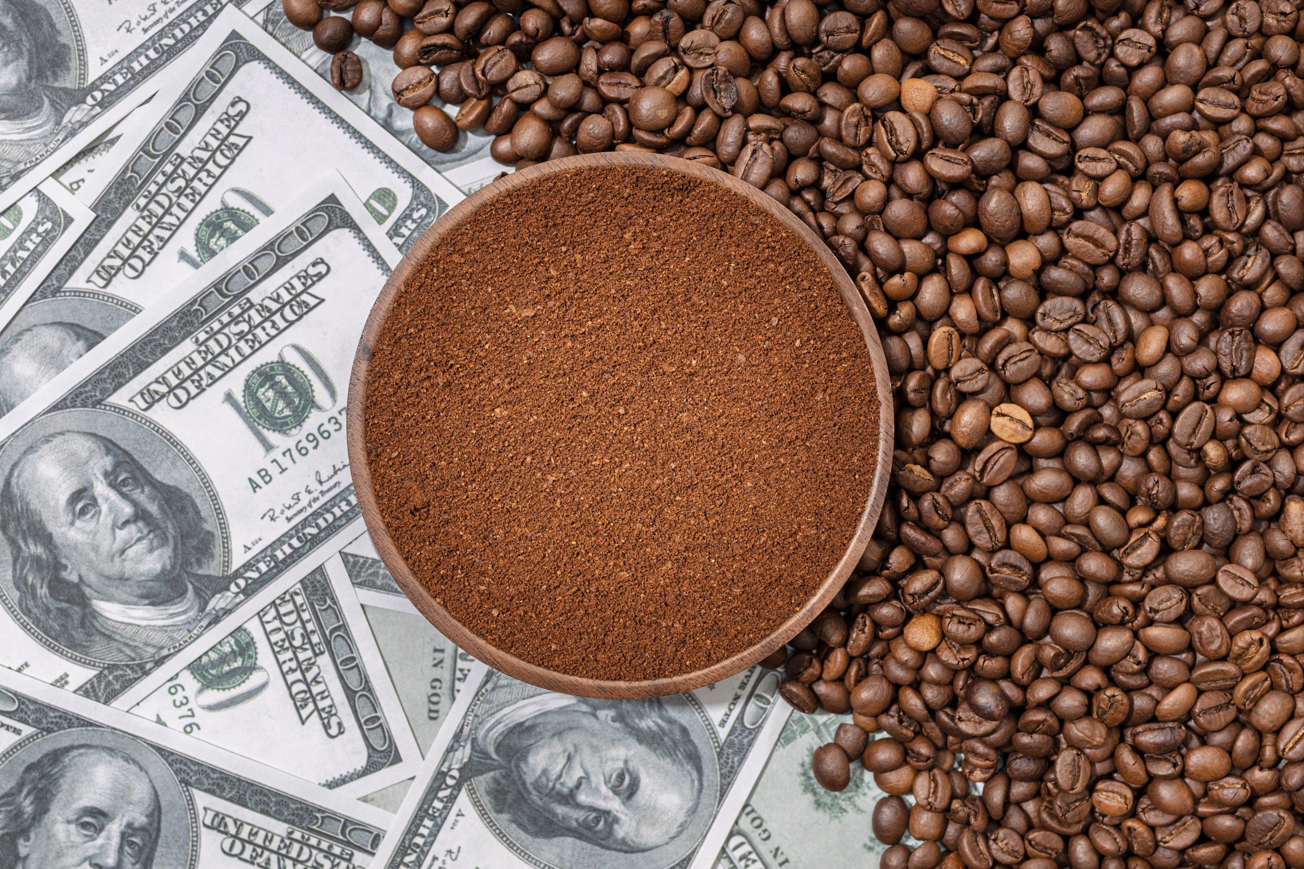 Café mantém estabilidade em Nova York nesta segunda-feira (10) e transações no Brasil continuam…